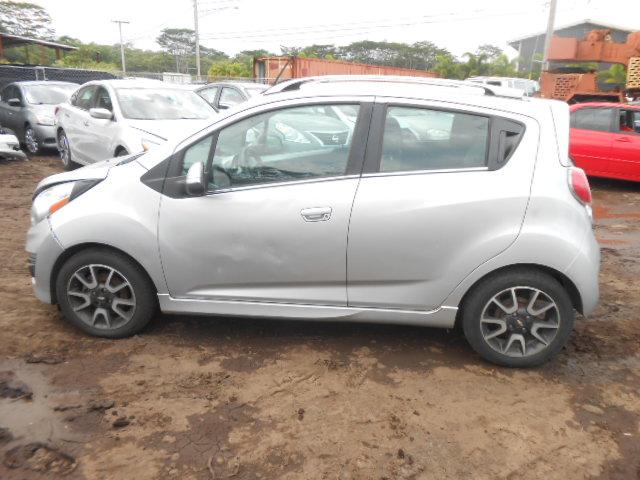 KL8CF6S9XEC474143 - 2014 CHEVROLET SPARK 2LT SILVER photo 9