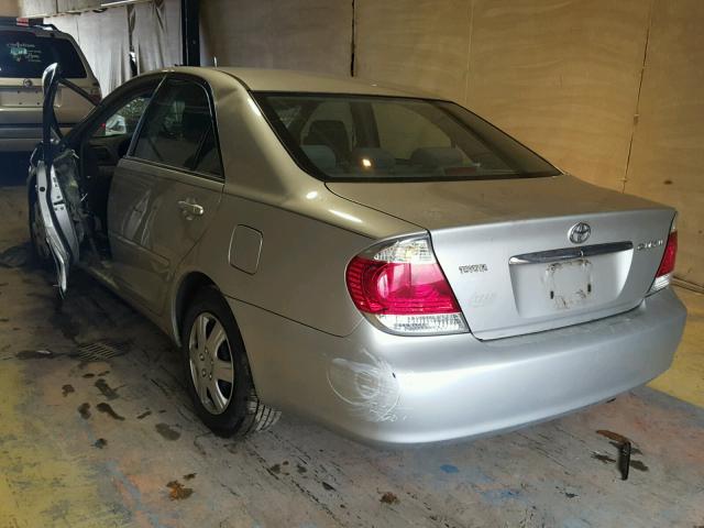4T1BE32K46U111352 - 2006 TOYOTA CAMRY LE SILVER photo 3