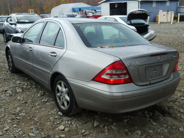 WDBRF84J44F546602 - 2004 MERCEDES-BENZ C 320 4MAT SILVER photo 3