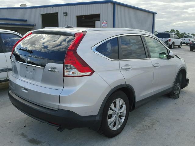 5J6RM4H71DL033902 - 2013 HONDA CR-V SILVER photo 4