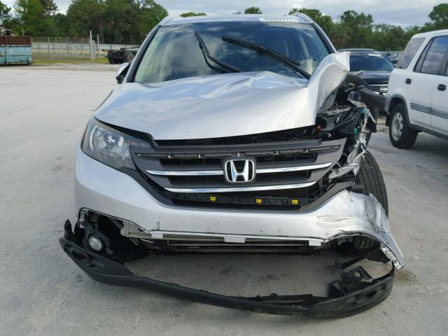 5J6RM4H71DL033902 - 2013 HONDA CR-V SILVER photo 9