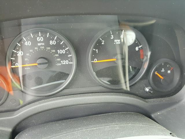 1J4NF1FB7BD135744 - 2011 JEEP COMPASS SP ვერცხლისფერი ფოტო 8