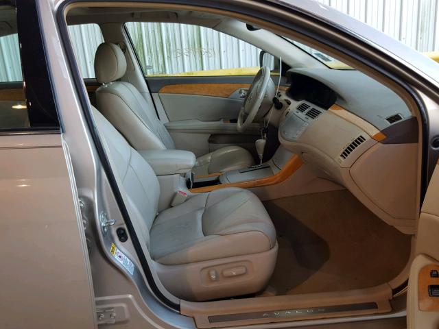 4T1BK36B27U203046 - 2007 TOYOTA AVALON XL GOLD photo 5