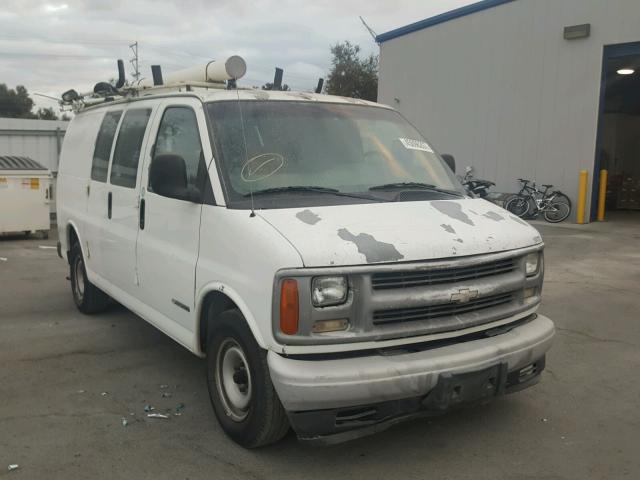 1GCFG25W311167754 - 2001 CHEVROLET EXPRESS G2 WHITE photo 1