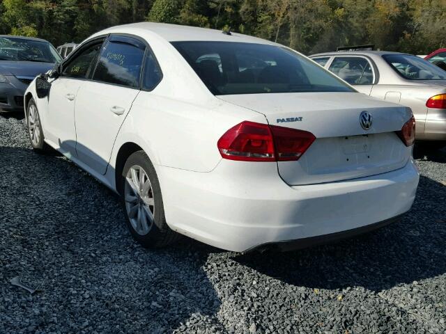 1VWAP7A33CC093663 - 2012 VOLKSWAGEN PASSAT S أبيض صورة 3