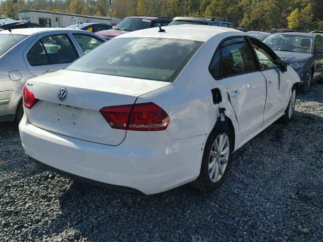 1VWAP7A33CC093663 - 2012 VOLKSWAGEN PASSAT S أبيض صورة 4