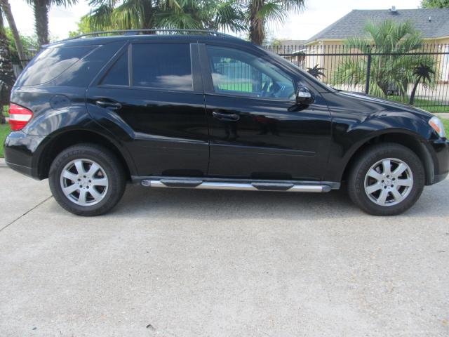 4JGBB22E57A205305 - 2007 MERCEDES-BENZ ML 320 CDI BLACK photo 10