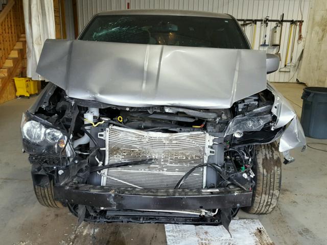 2C4RDGBG8GR163266 - 2016 DODGE GRAND CARA GRAY photo 9