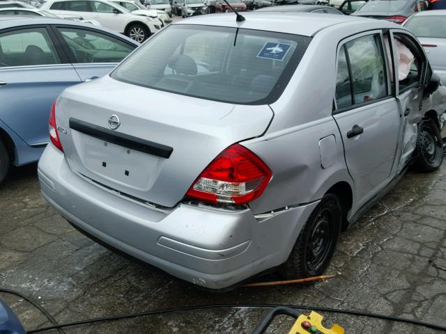 3N1CC1APXBL467652 - 2011 NISSAN VERSA S 银色 照片 4