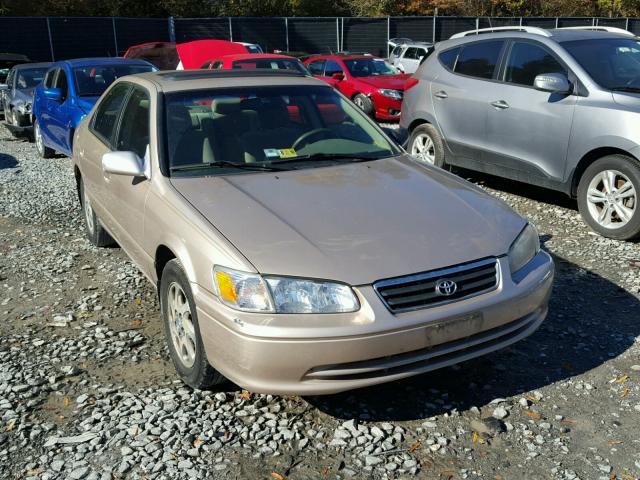 JT2BG22K3Y0491036 - 2000 TOYOTA CAMRY CE BEIGE photo 1