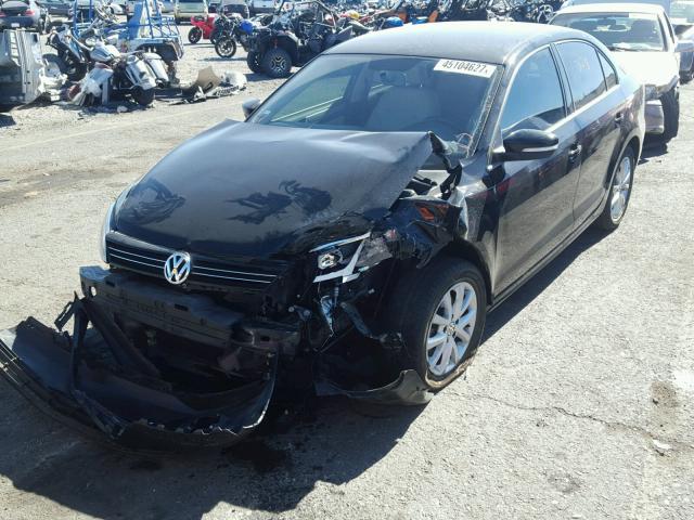 3VWDP7AJ3DM365947 - 2013 VOLKSWAGEN JETTA SE BLACK photo 2