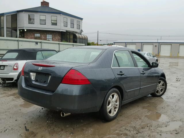 1HGCM55377A090562 - 2007 HONDA ACCORD CHARCOAL photo 4