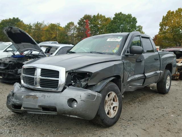 1D7HW48N87S137619 - 2007 DODGE DAKOTA GRAY photo 2