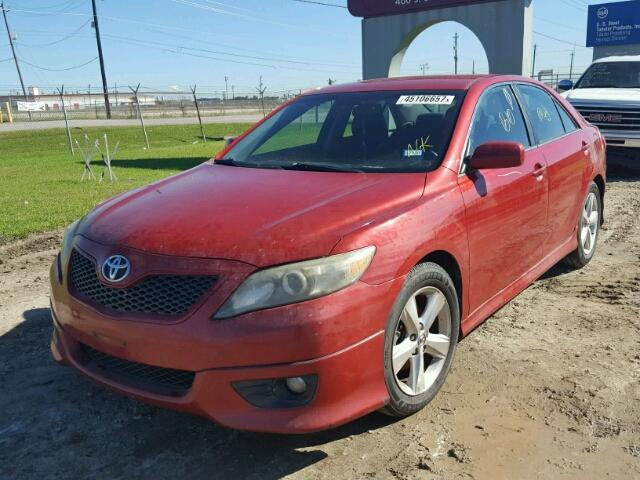 4T1BF3EK6AU035490 - 2010 TOYOTA CAMRY RED photo 2