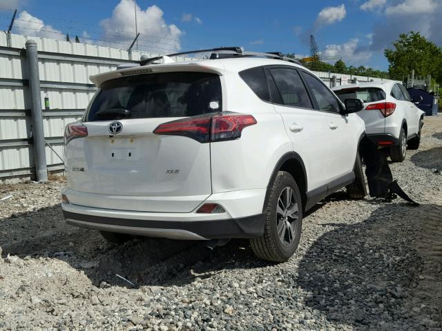 JTMWFREV3HD105024 - 2017 TOYOTA RAV4 XLE WHITE photo 4