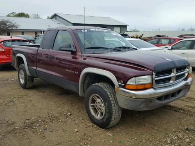 1B7GG22N6YS518287 - 2000 DODGE DAKOTA MAROON photo 1