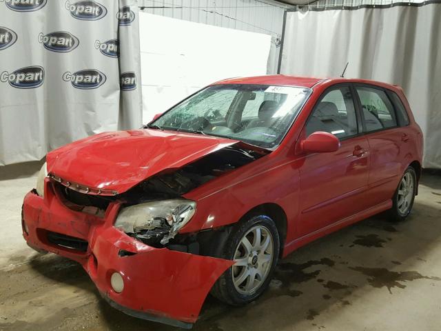 KNAFE161955073117 - 2005 KIA SPECTRA5 RED photo 2