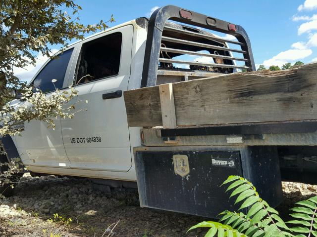 3C7WRKFL0EG166862 - 2014 RAM 4500 WHITE photo 3