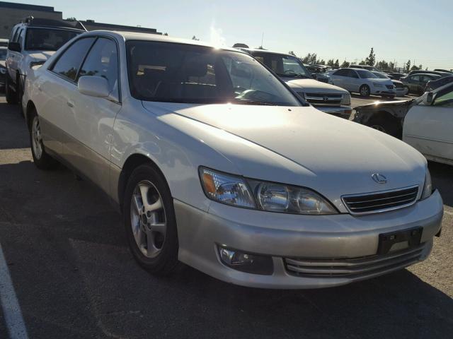 JT8BF28G7Y5077112 - 2000 LEXUS ES 300 WHITE photo 1