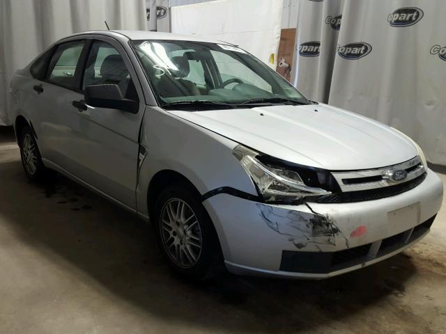 1FAHP35N98W118356 - 2008 FORD FOCUS SILVER photo 1