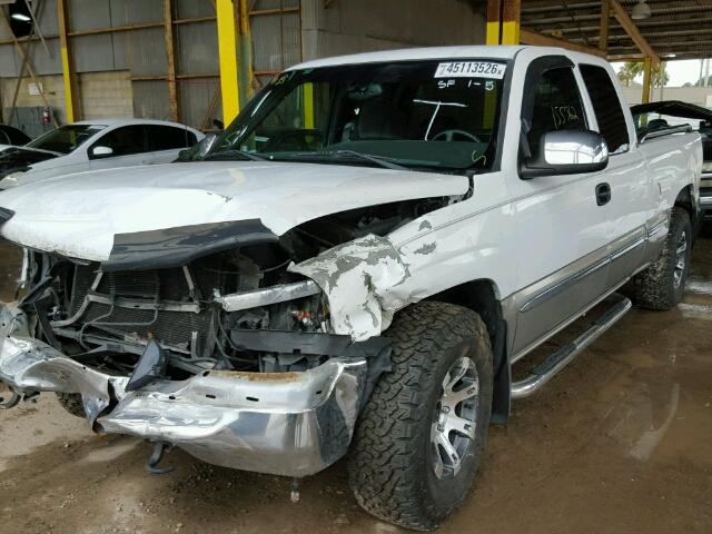 2GTEC19T411348101 - 2001 GMC NEW SIERRA WHITE photo 2