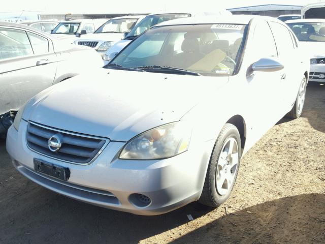 1N4AL11D32C113029 - 2002 NISSAN ALTIMA BAS SILVER photo 2