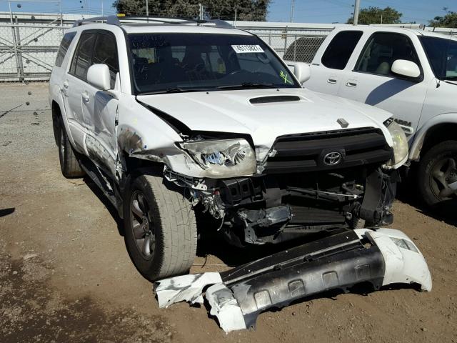 JTEZU14R948013214 - 2004 TOYOTA 4RUNNER SR WHITE photo 1