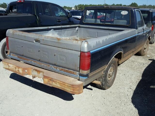 1FTDF15N8KKA09157 - 1989 FORD F150 BLUE photo 4