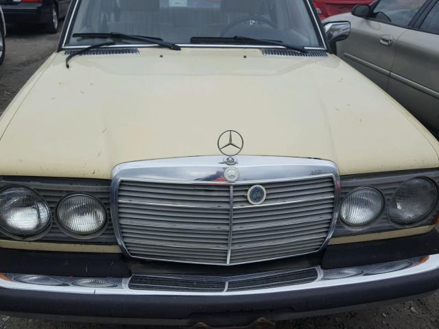 12313012102482 - 1978 MERCEDES-BENZ 300D YELLOW photo 7