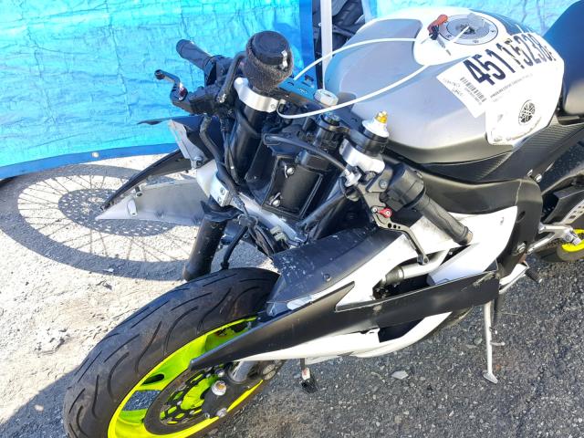 JYARJ16E39A017696 - 2009 YAMAHA YZFR6 WHITE photo 9