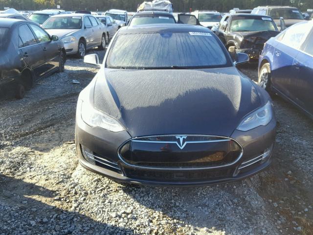 5YJSA4H26FF081261 - 2015 TESLA MODEL S 85 GRAY photo 10