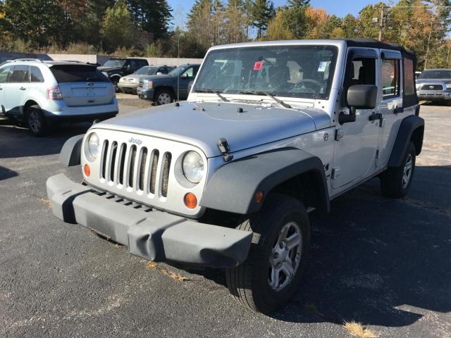 1J4GA39149L759703 - 2009 JEEP WRANGLER U SILVER photo 2