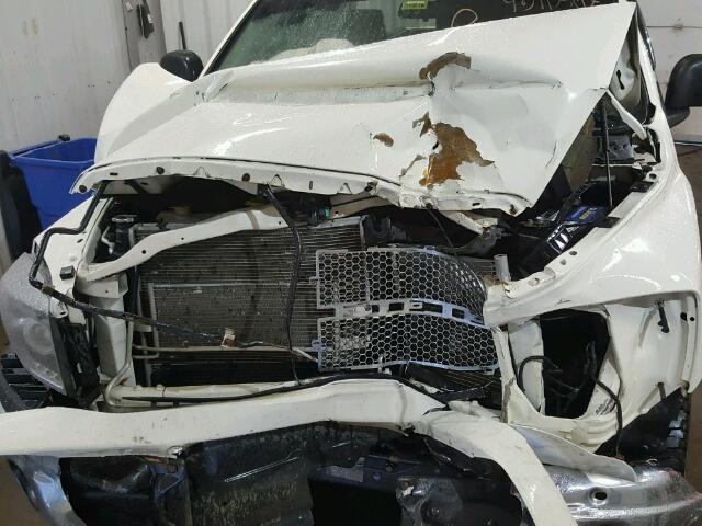 1D7HU18288J210635 - 2008 DODGE RAM 1500 S WHITE photo 7