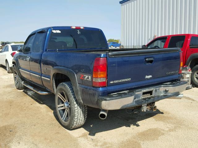 2GCEK19TX21127123 - 2002 CHEVROLET SILVERADO BLUE photo 3