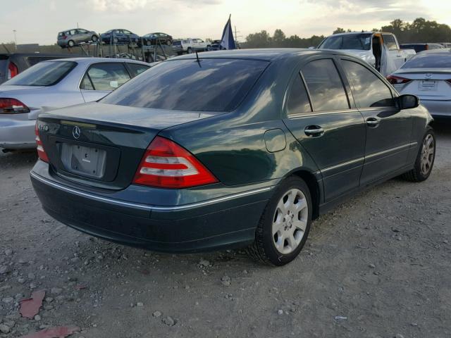 WDBRF61J55F574824 - 2005 MERCEDES-BENZ C 240 GREEN photo 4