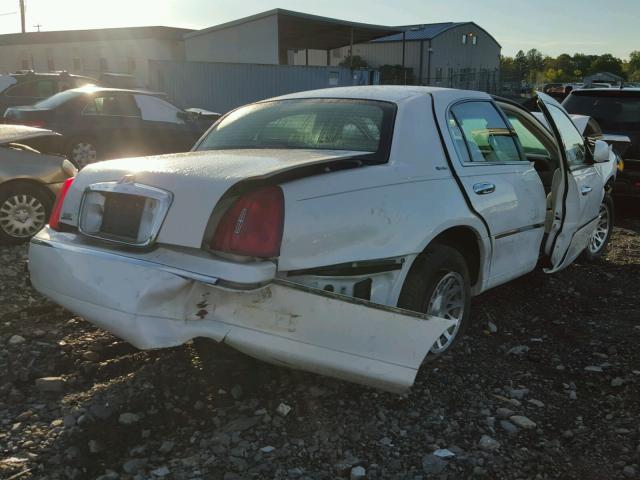 1LNHM82W51Y688826 - 2001 LINCOLN TOWN CAR S WHITE photo 4