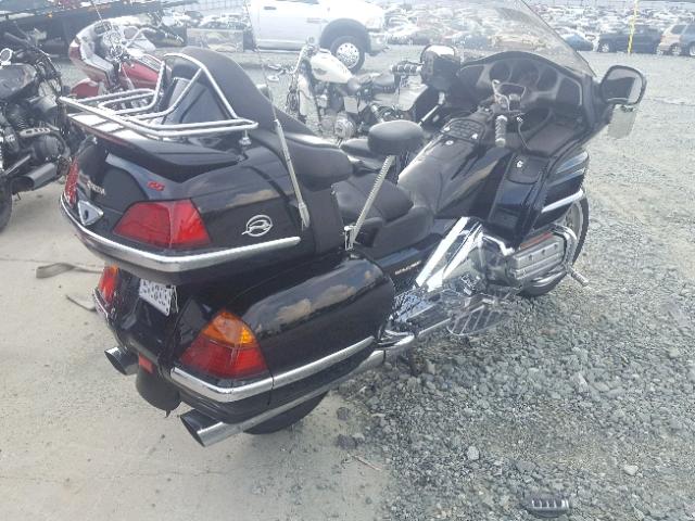 1HFSC47083A207639 - 2003 HONDA GL1800 BLACK photo 4