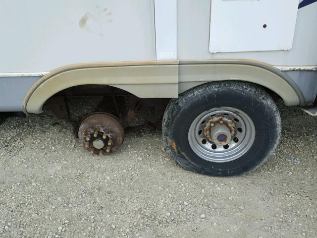 1KB311S2X3E136504 - 2003 HOLI RAMBLER WHITE photo 9