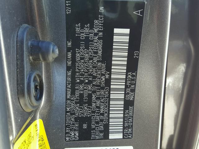 5TDYK3DC5CS210453 - 2012 TOYOTA SIENNA XLE GRAY photo 10