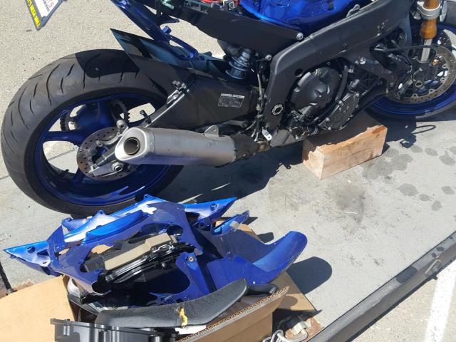 JYARJ16Y2GA011184 - 2016 YAMAHA YZFR6 C BLUE photo 9