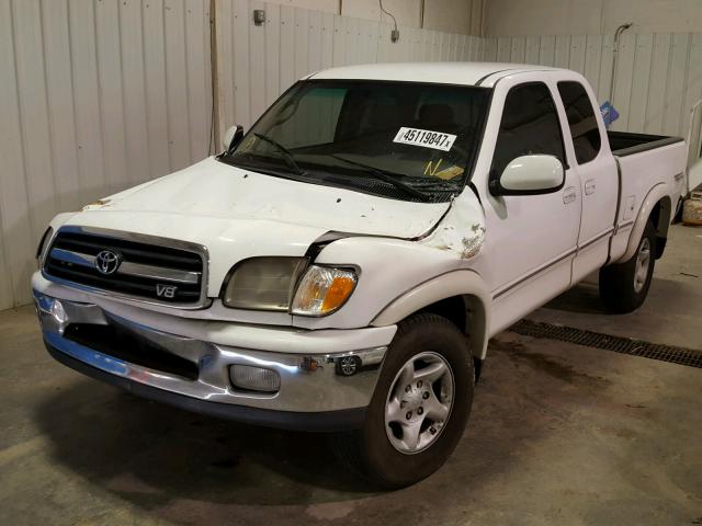 5TBRT38142S275716 - 2002 TOYOTA TUNDRA WHITE photo 2