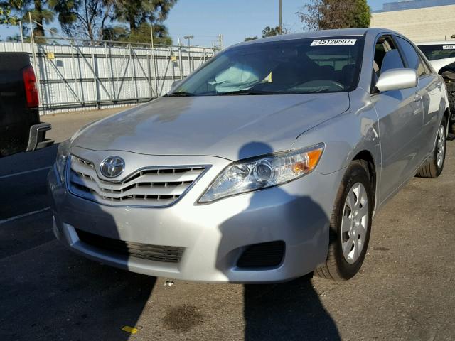 4T4BF3EK7BR163468 - 2011 TOYOTA CAMRY BASE SILVER photo 2