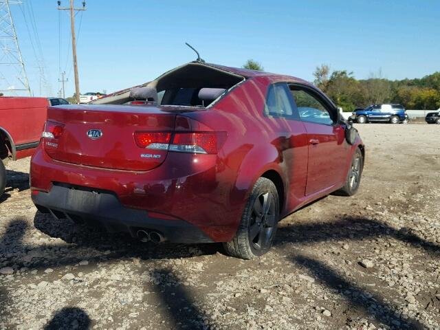 KNAFU6A27A5256574 - 2010 KIA FORTE EX RED photo 4