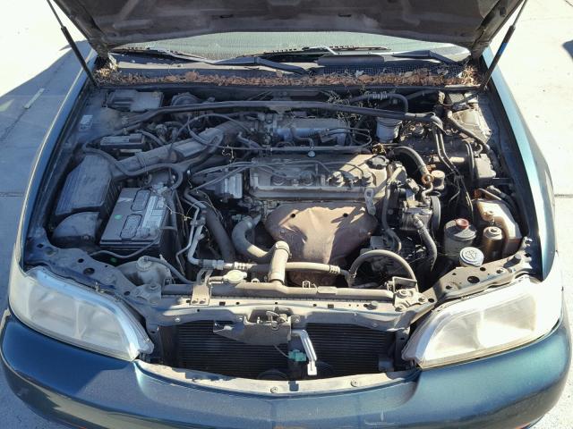 19UYA1254VL001285 - 1997 ACURA 2.2CL GREEN photo 7