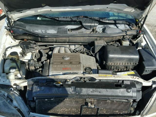 JT6GF10U7X0010774 - 1999 LEXUS RX CREAM photo 7