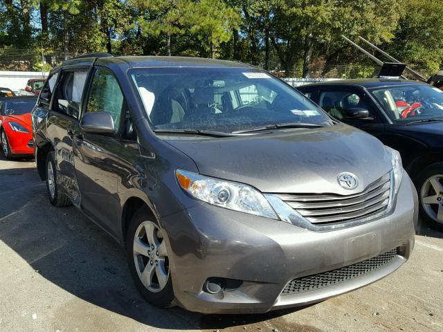 5TDKK3DC4FS687059 - 2015 TOYOTA SIENNA LE GRAY photo 1