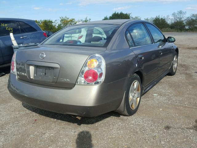 1N4AL11D63C166678 - 2003 NISSAN ALTIMA BAS GOLD photo 4