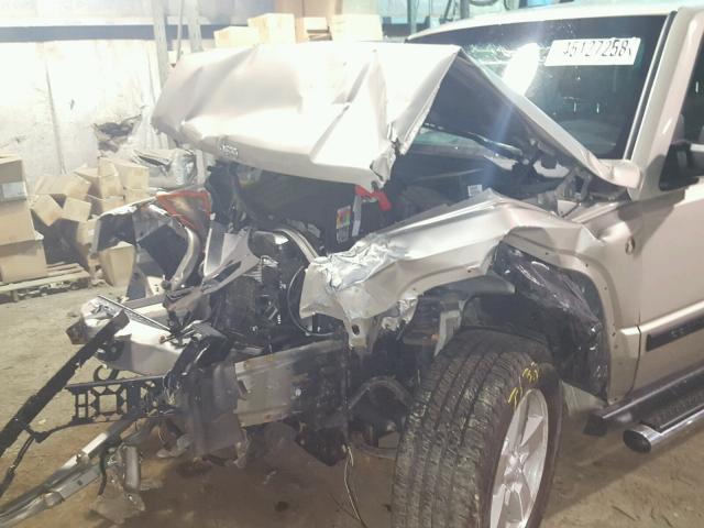 1J8HG48N08C241565 - 2008 JEEP COMMANDER Qızıl foto 9