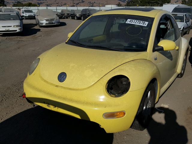 3VWCT21C61M411648 - 2001 VOLKSWAGEN NEW BEETLE ყვითელი ფოტო 2