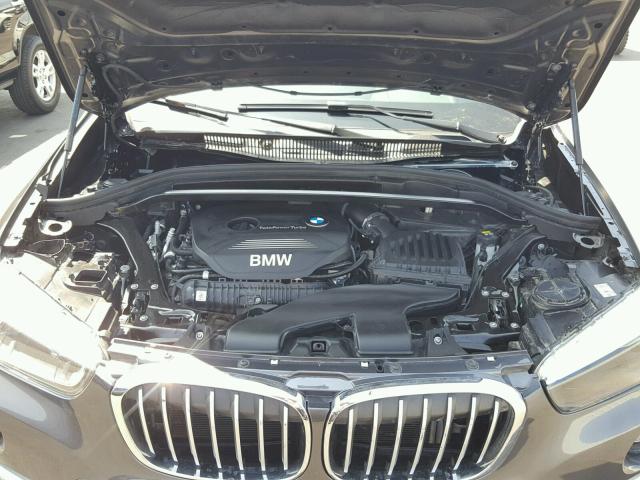 WBXHT3C37J5K27873 - 2018 BMW X1 XDRIVE2 GRAY photo 7
